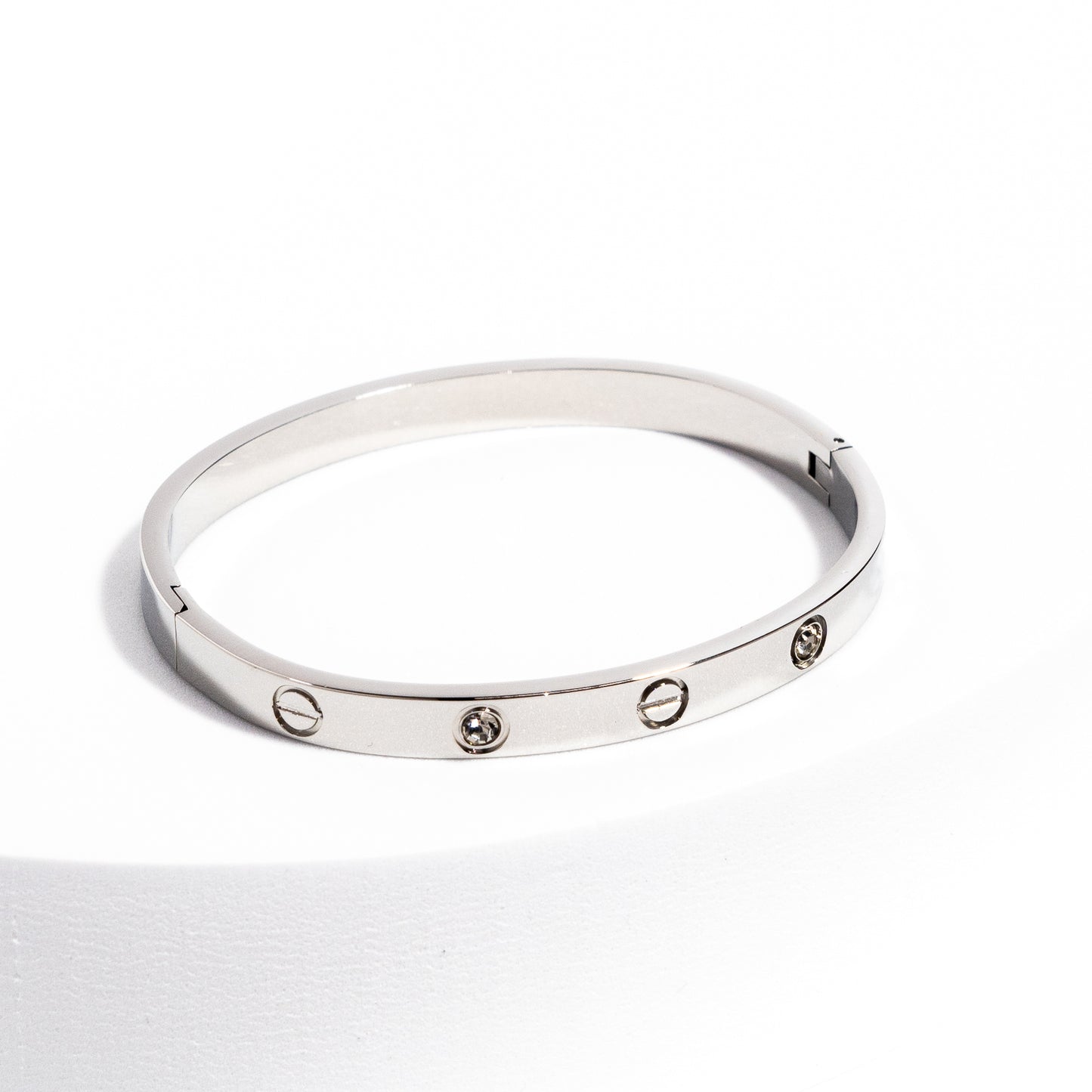 ГРИВНА NOA – SILVER WITH DIAMONDS