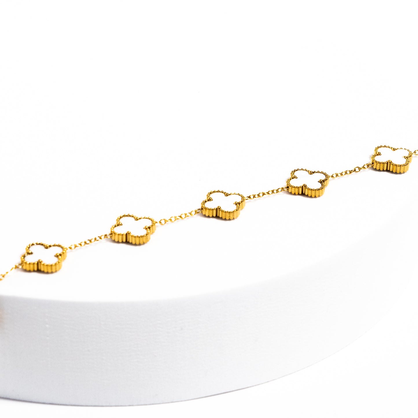 КОМПЛЕКТ LIORA – GOLD & WHITE