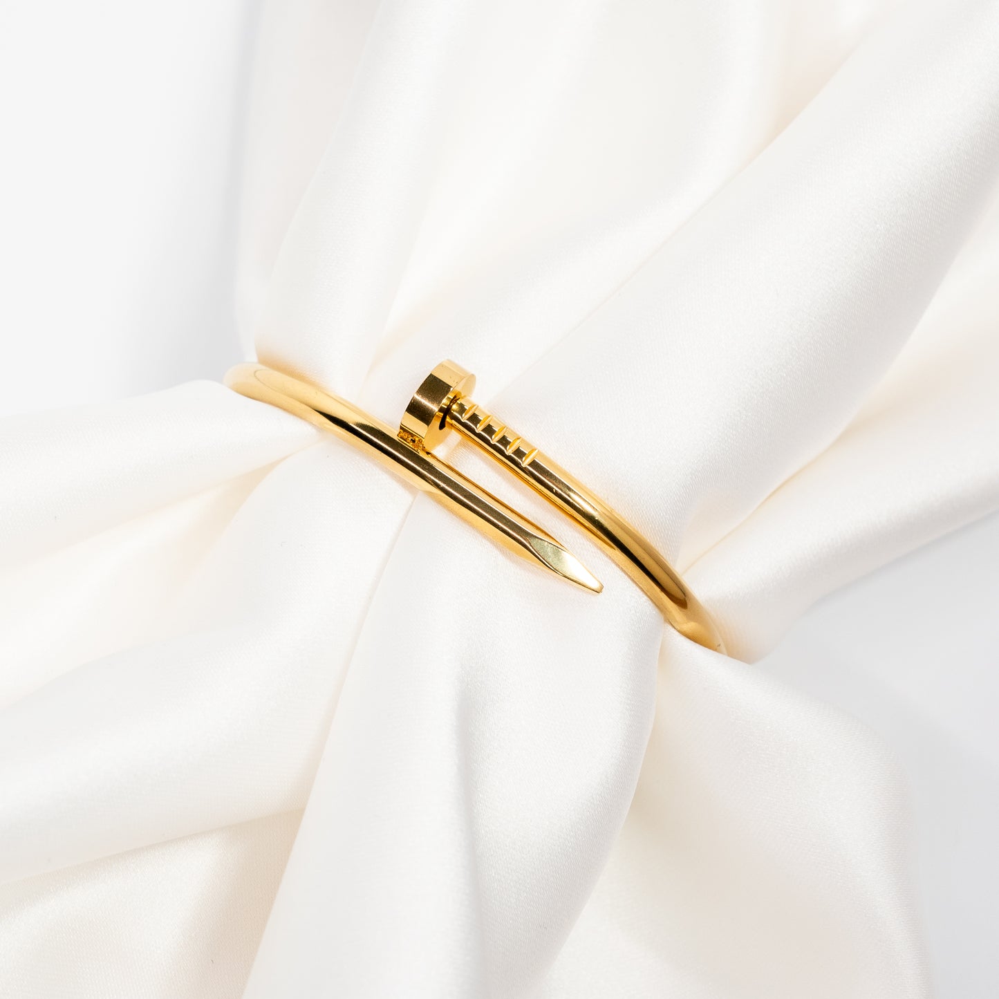 5. ГРИВНА NAVA – GOLD