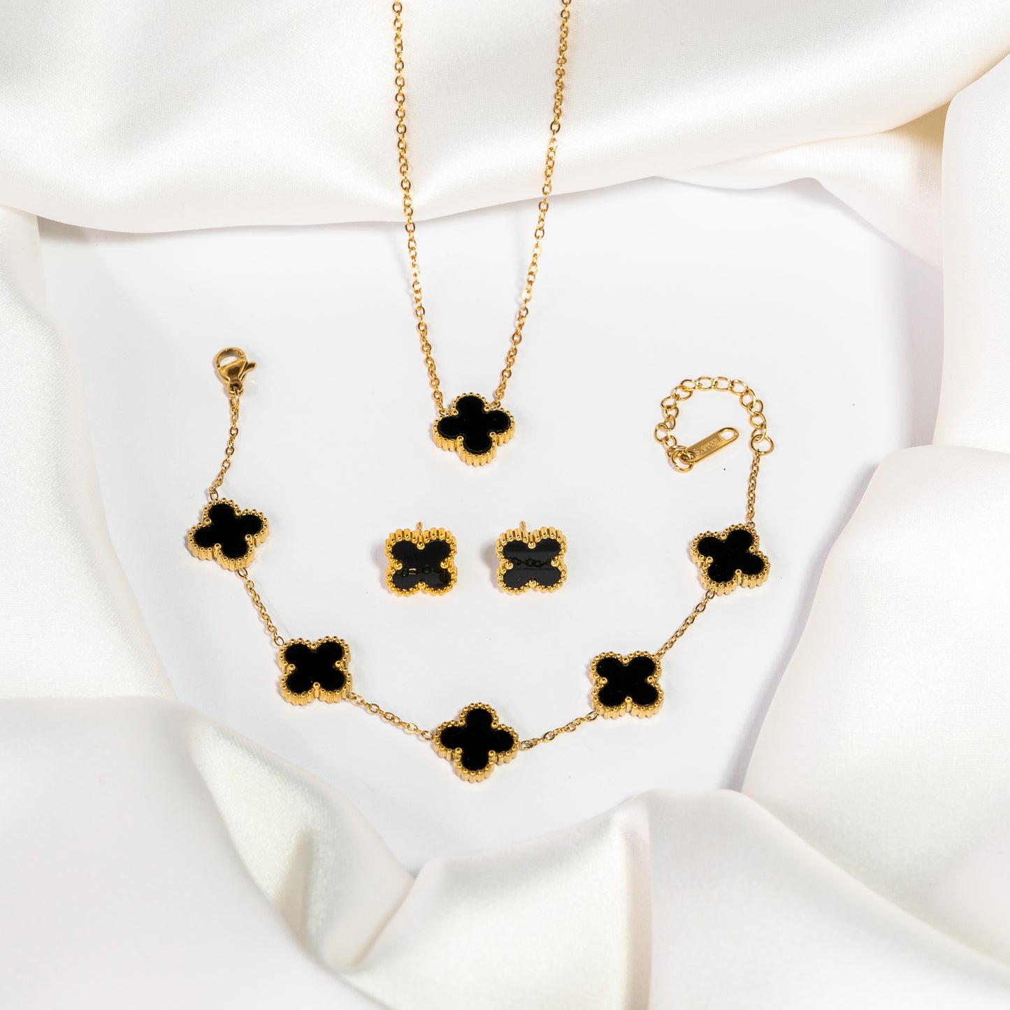 КОМПЛЕКТ LIORA – GOLD & BLACK
