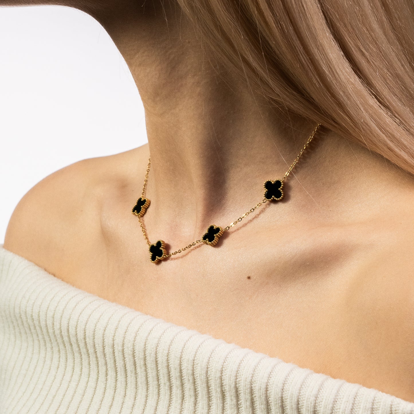 ГЕРДАН LIORA – GOLD & BLACK