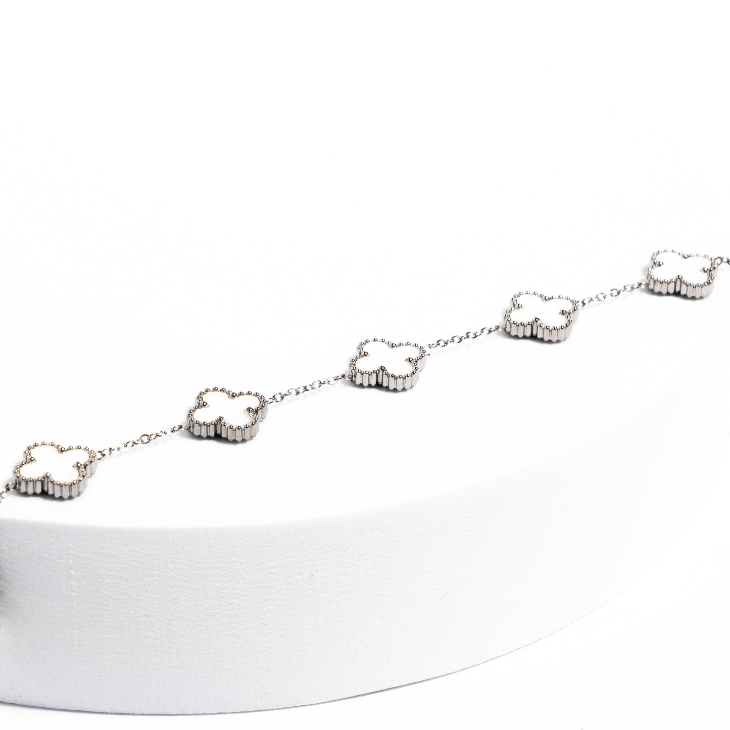 КОМПЛЕКТ LIORA – SILVER & WHITE