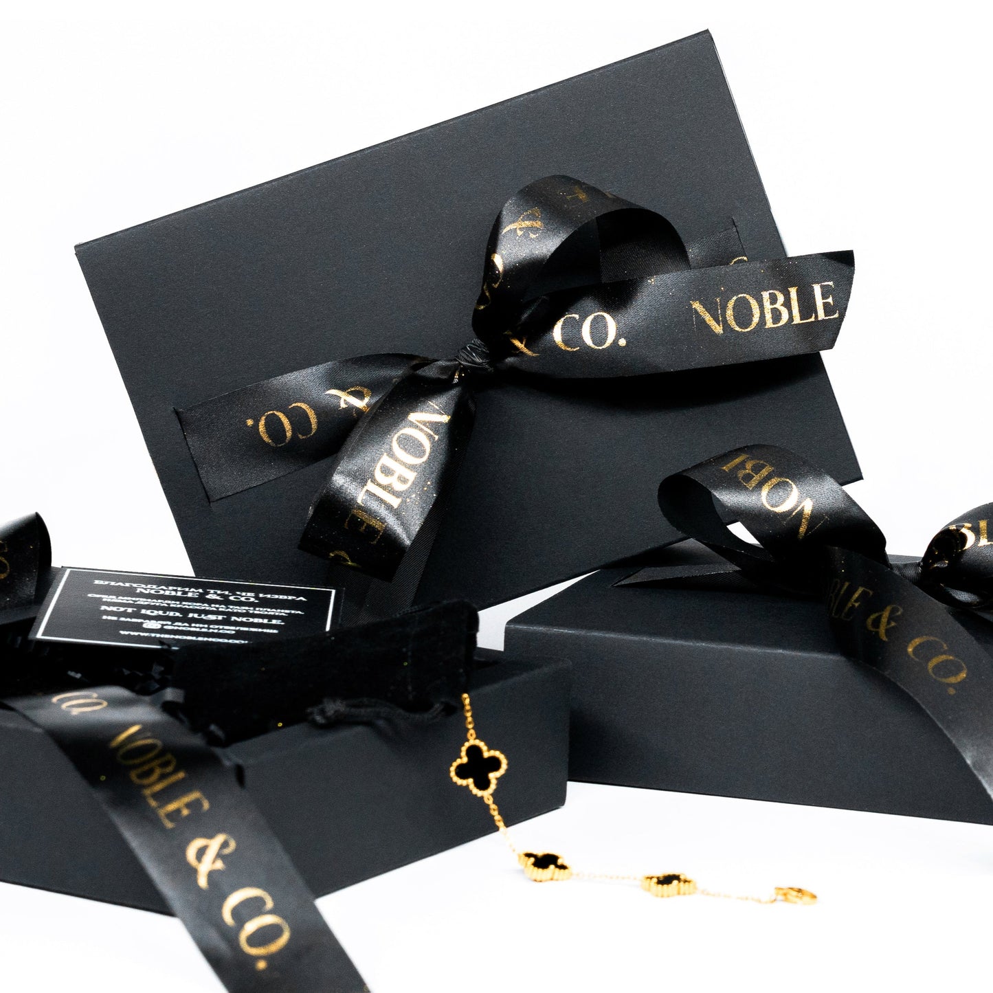 КОМПЛЕКТ LIORA – GOLD & WHITE